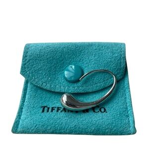 Tiffany & Co. Elsa Peretti Teardrop SINGLE (1) Earring .925 Sterling Silver